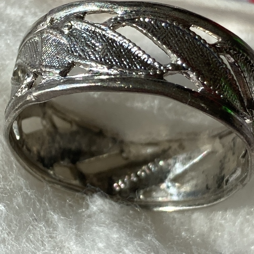 STERLING SILVER Open Leaf Design Wedding BAND RING